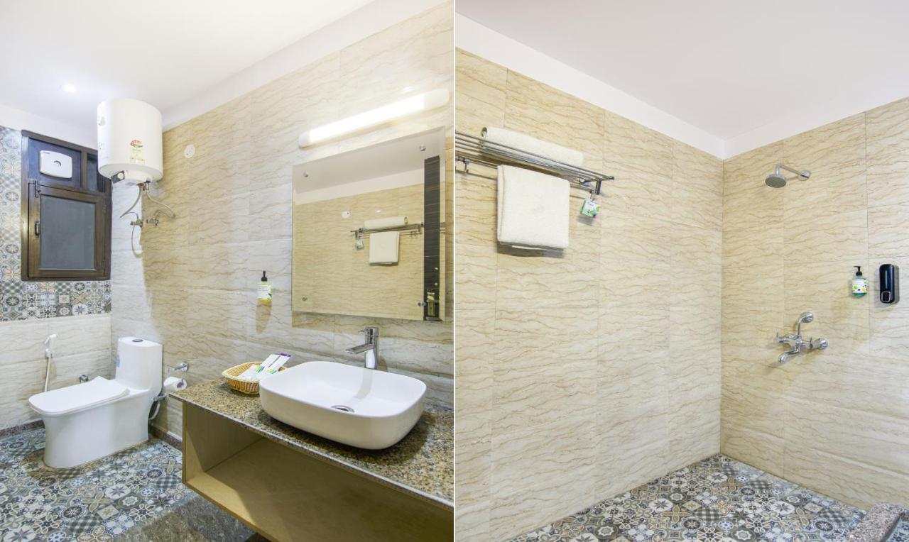 Treebo Swastika Premium Hotel Noida Exterior photo